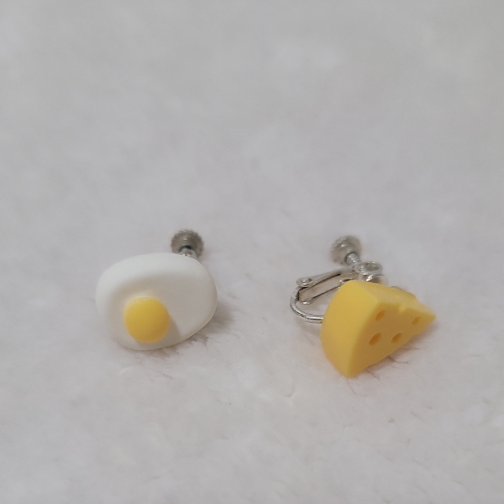 Unique Only One Bought From Korea Handmade Clip-on Cute Egg and Cheese Earrings